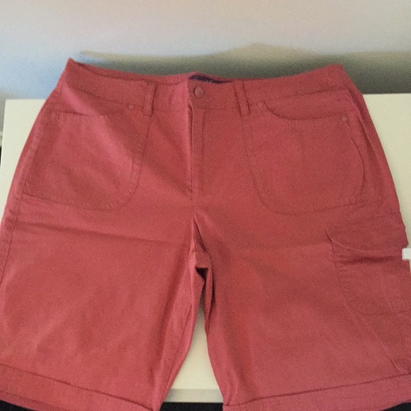 Gloria Vanderbilt Bermuda Shorts 